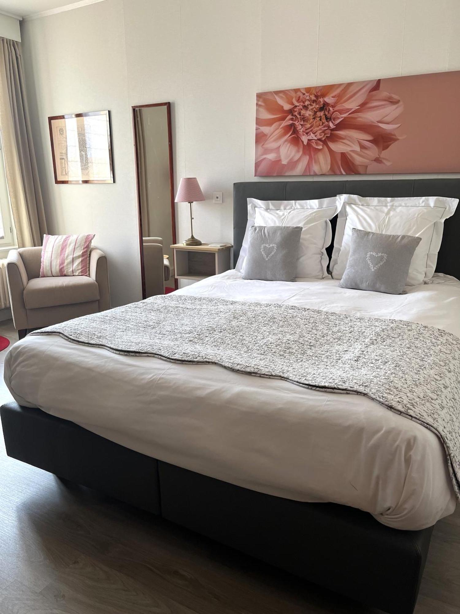 Bed&Breakfast Otentik Zuienkerke Bagian luar foto