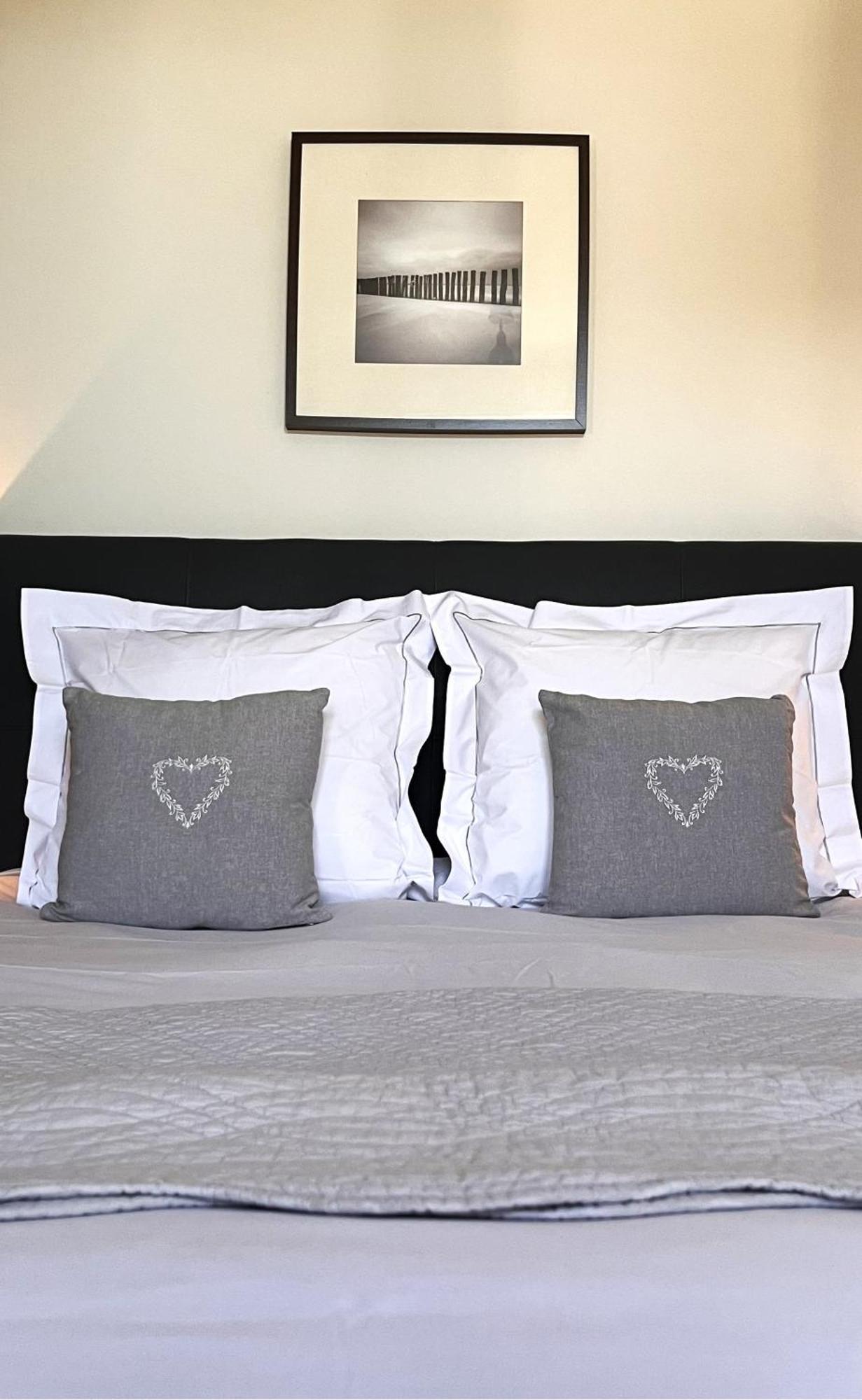 Bed&Breakfast Otentik Zuienkerke Bagian luar foto